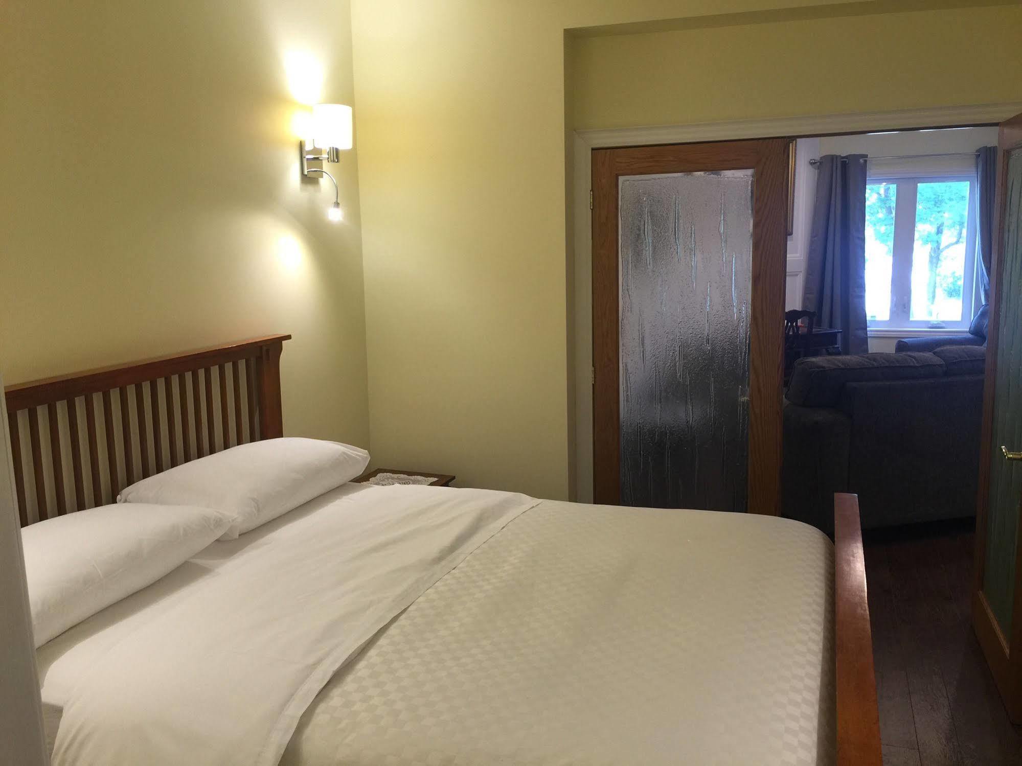 Grey Rose Suites Hanover Экстерьер фото