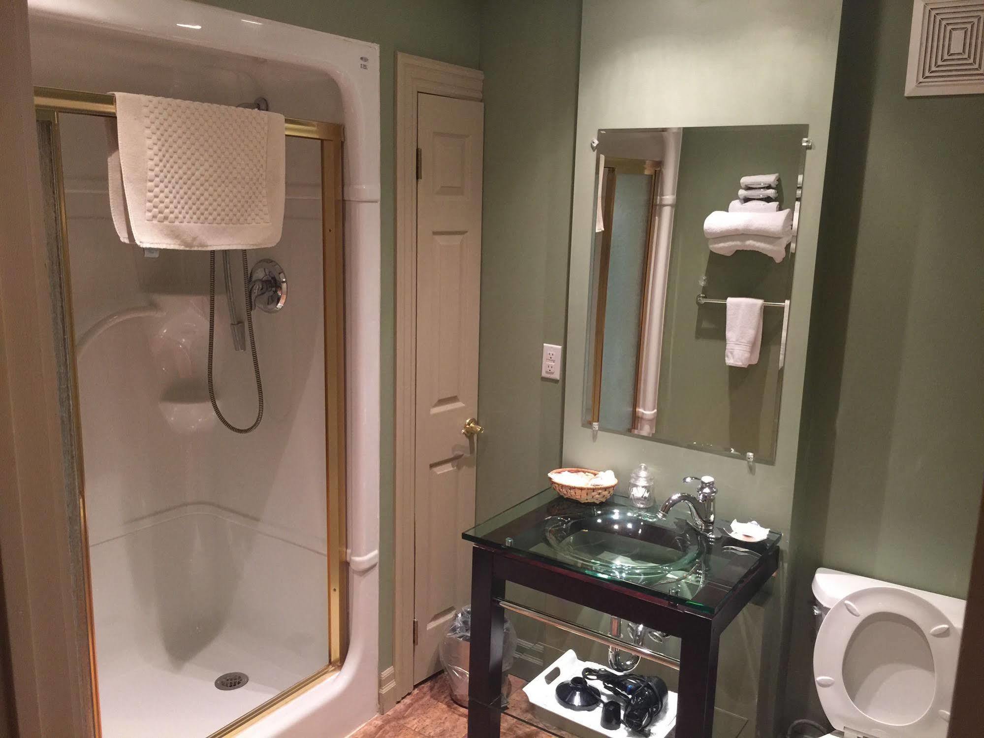 Grey Rose Suites Hanover Экстерьер фото